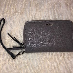 Nine West Wristlet